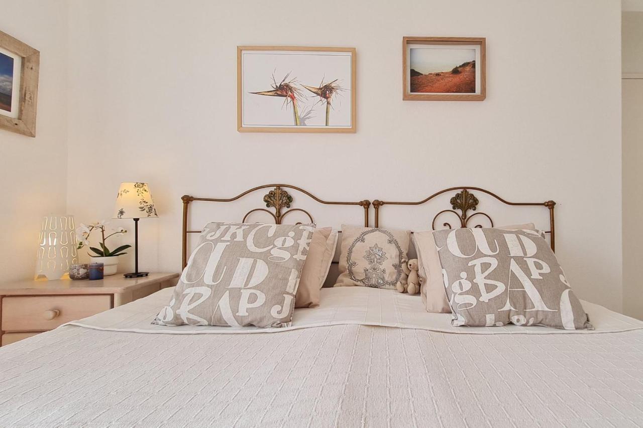Sunny Apart W Balcony In Algarve By Lovelystay Ferragudo  Εξωτερικό φωτογραφία